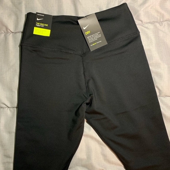 Black Nike performance Full length leggings - Picture 2 of 4